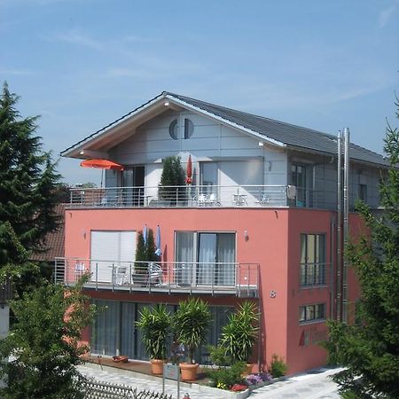 Haus Lorenz, Ferienwohnungen 博登斯边的伊门施塔特 外观 照片