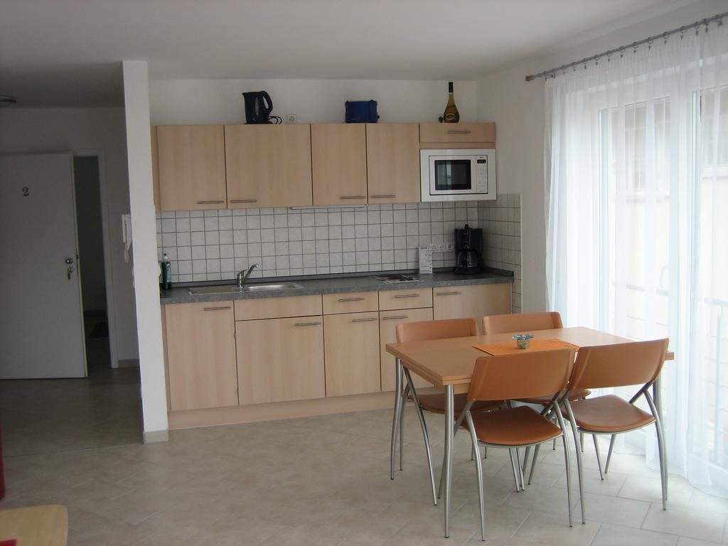 Haus Lorenz, Ferienwohnungen 博登斯边的伊门施塔特 外观 照片